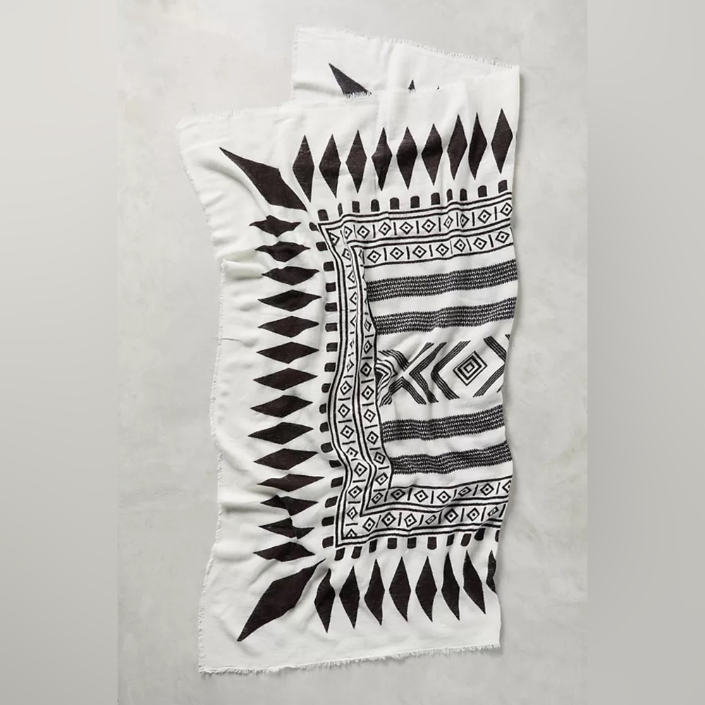 Anthropologie Black and White Geometric Print Scarf Wrap